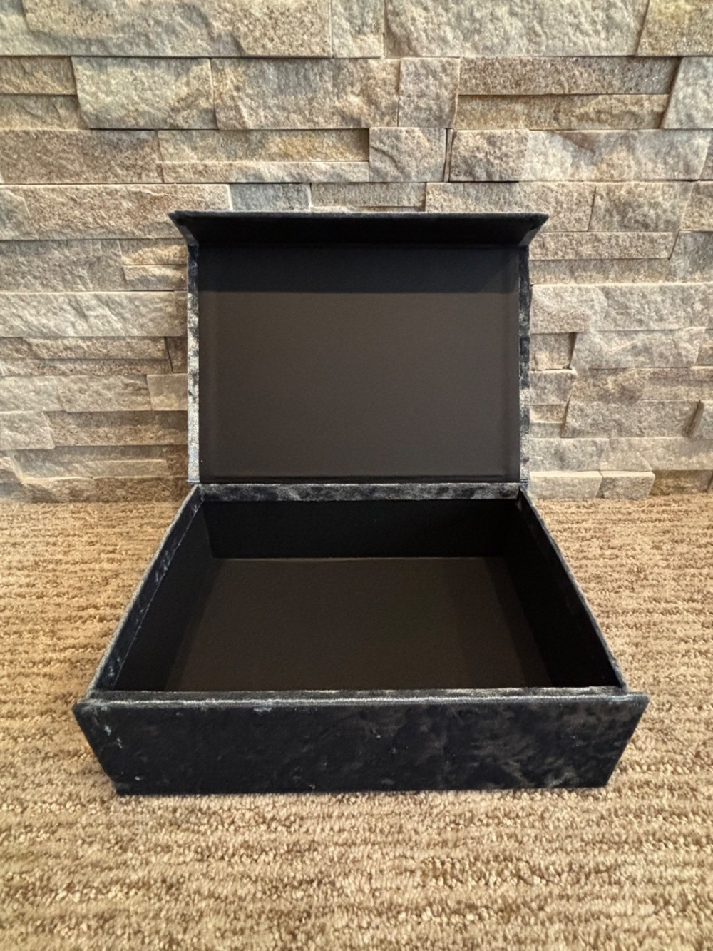 Blue Velvet Keepsake/Storage Box - Picture 2 of 7